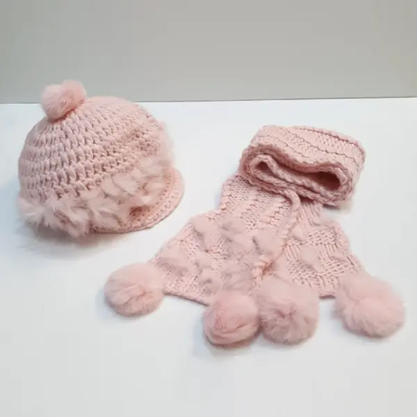 Girls Pink Cable Hat & Scarf Set